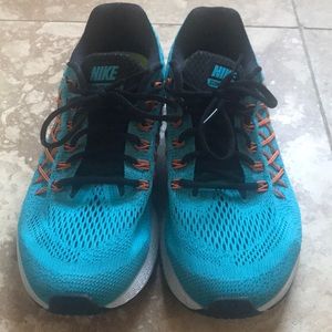 Like new Men’s Nike sneakers